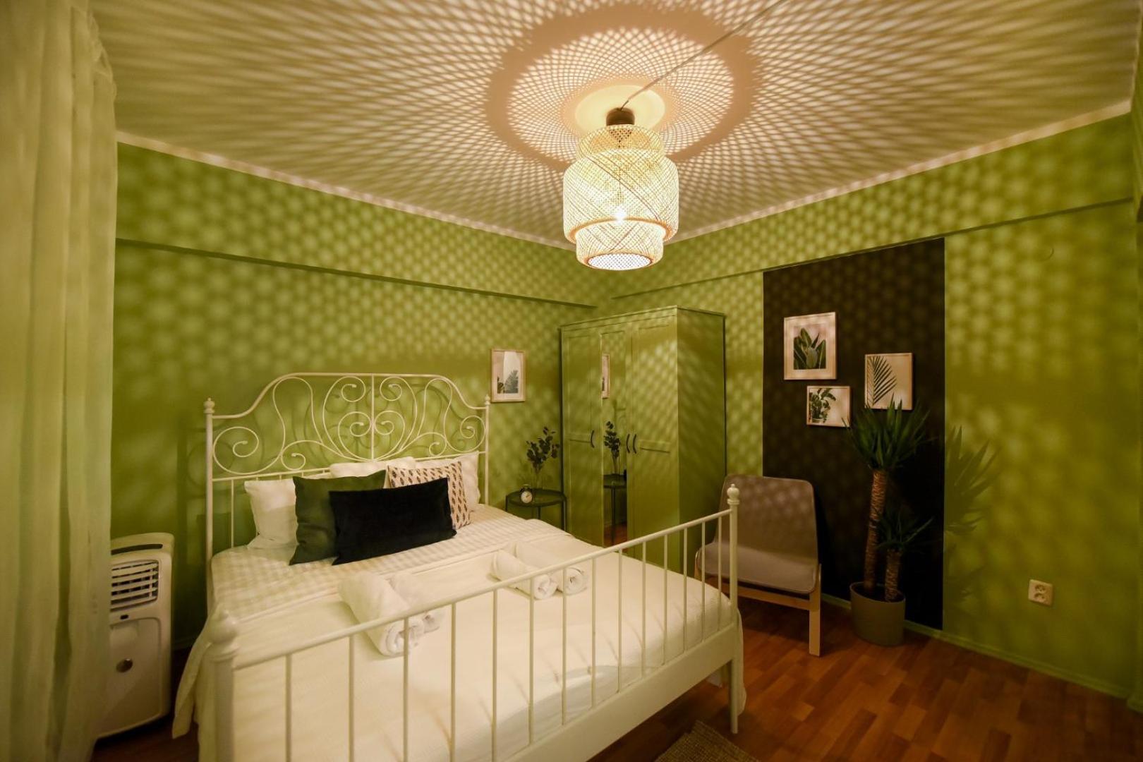Chic Accommodation With Breathtaking Views Over Calea Victoriei - Your Central Heaven 부쿠레슈티 객실 사진